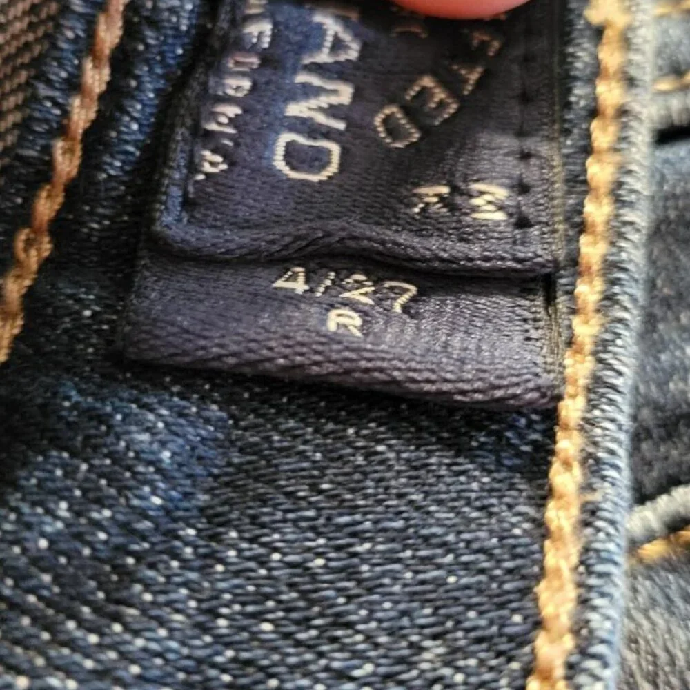 Lucky Brand Medium Wash Sweet Straight Jeans - Size 4/27 - Picture 10 of 15